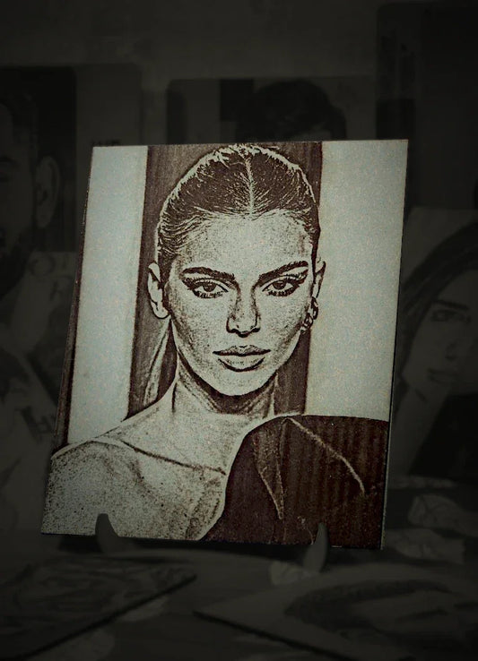 Kendall Jenner Exclusive Frames (Wooden)